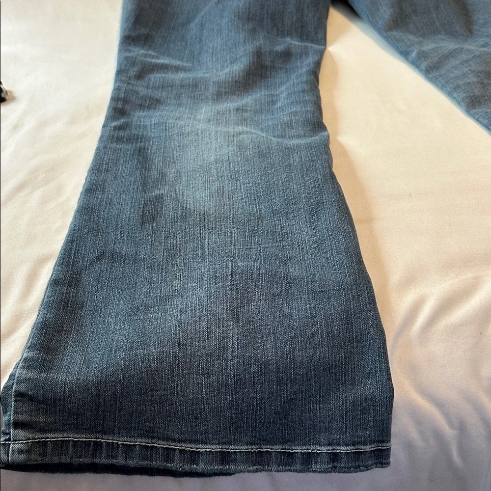 Silver Jeans Suki Women's Boot Cut in Classic Blue 32x29